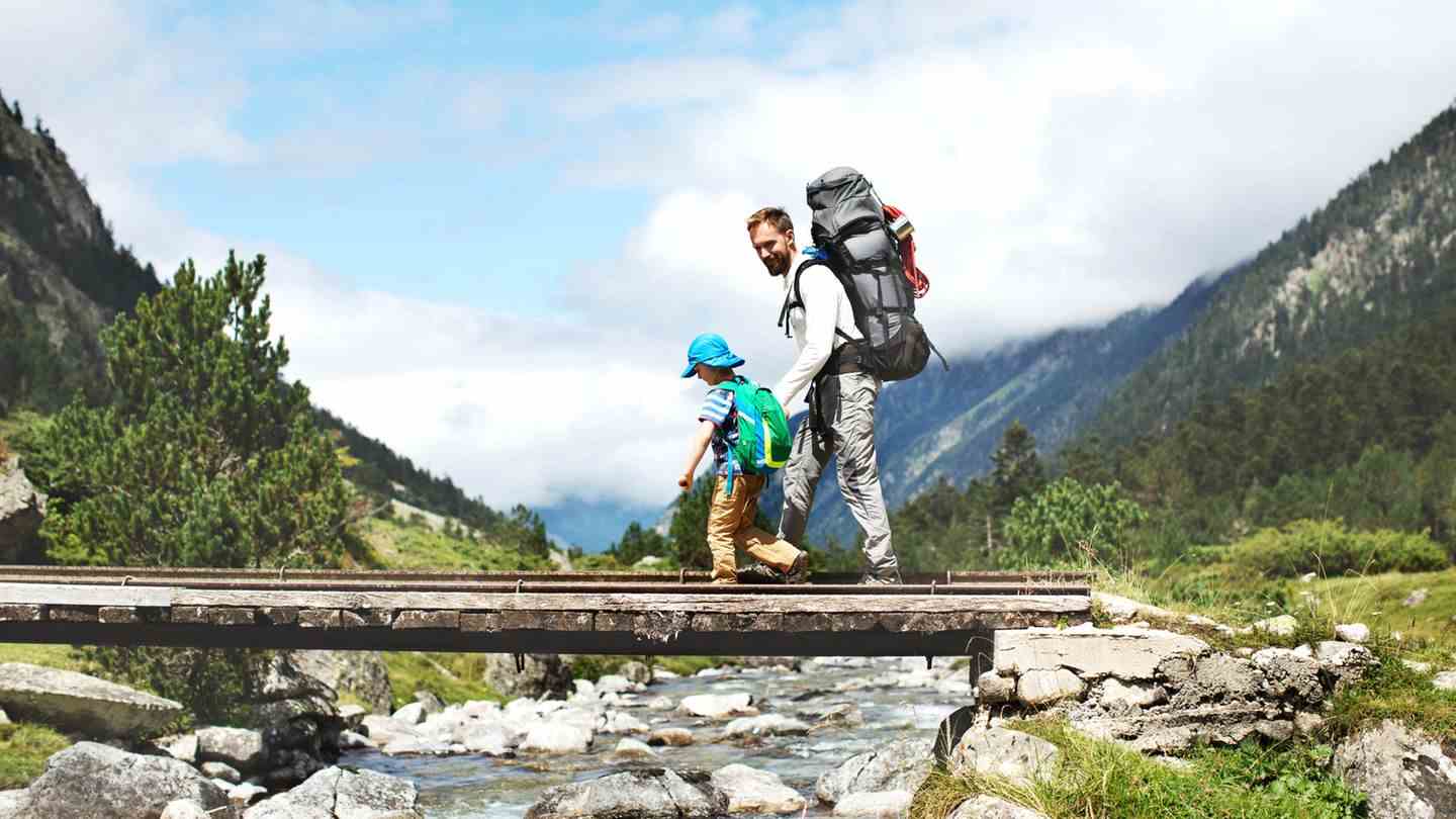 Lots of exercise, fresh air and shared experiences: Hiking with children is fun