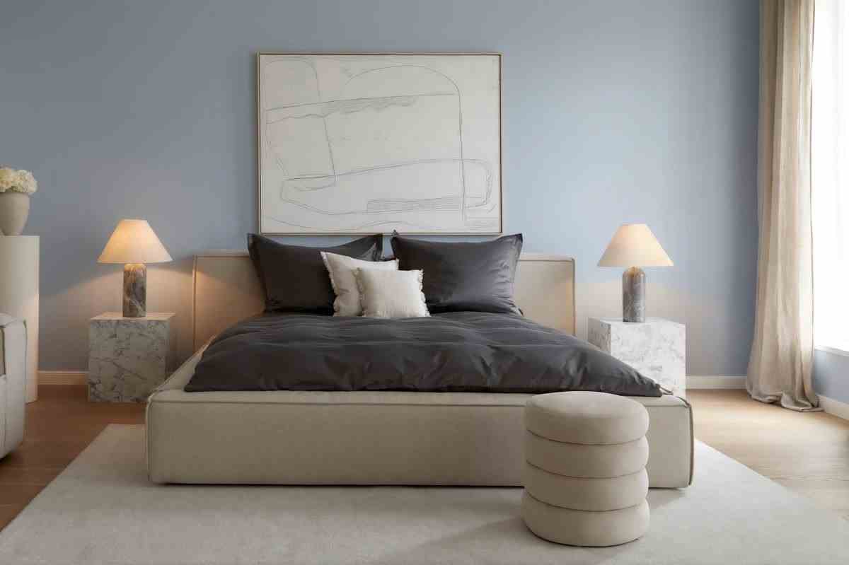 A Soothing Color In The Bedroom 