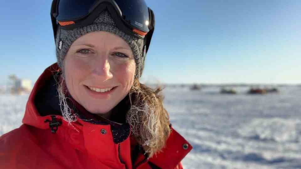Stefanie Arndt works as a sea ice physicist at the Alfred Wegener Institute in Bremerhaven.