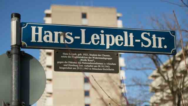 Resistance against the Nazi regime: Hans-Leipelt-Strasse in the student town.