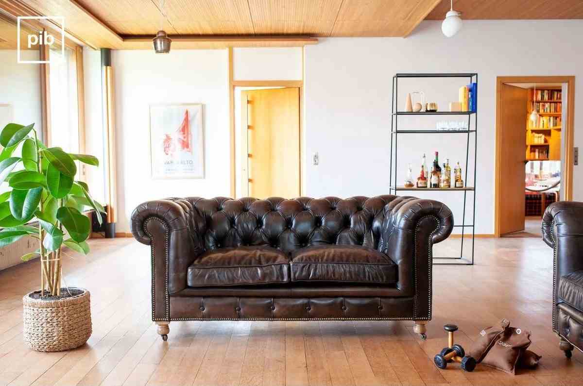 Jahn Leather Chesterfield Sofa 