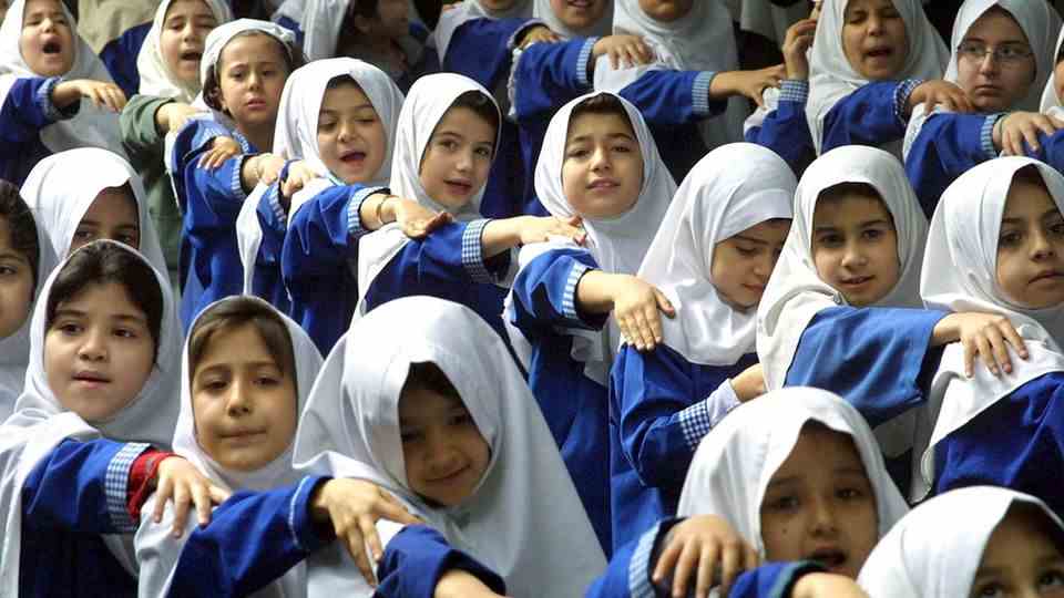 Iranian schoolgirls