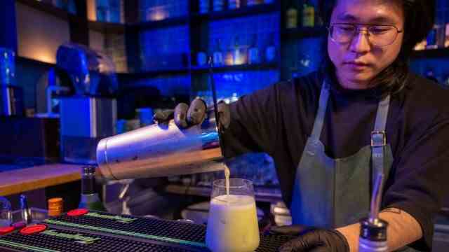 89 Anju: A new world: Korean bars are rare in Munich.