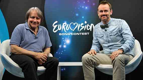 Eurovision commentator Peter Urban with NDR 2 presenter Thomas Mohr © NDR Photo: Patricia Batlle