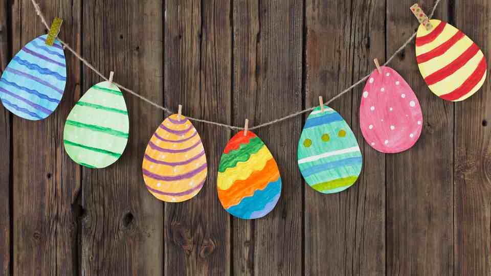 Painted Easter eggs as a garland