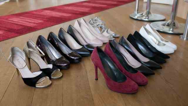 Shoe fashion: Edeltraud Breitenberger warns that high heels should not be bought too large.