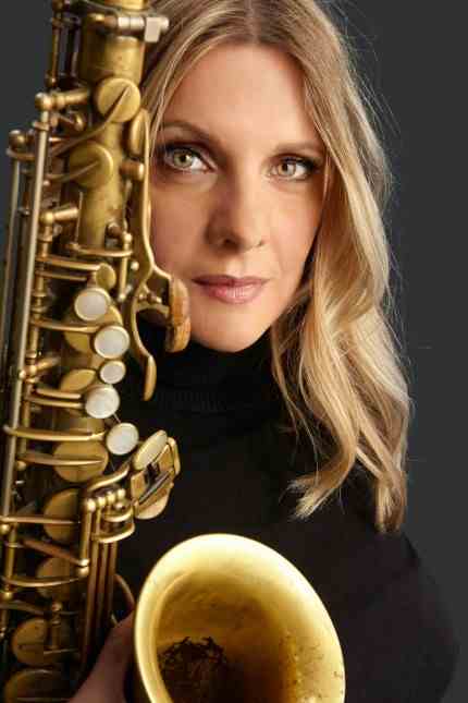 Swing Gala: Carolyn Breuer has been Munich's leading saxophonist for years and is at home in many jazz styles.
