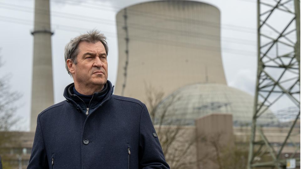 Markus Söder (CSU), Prime Minister of Bavaria, in front of the Isar 2 nuclear power plant 