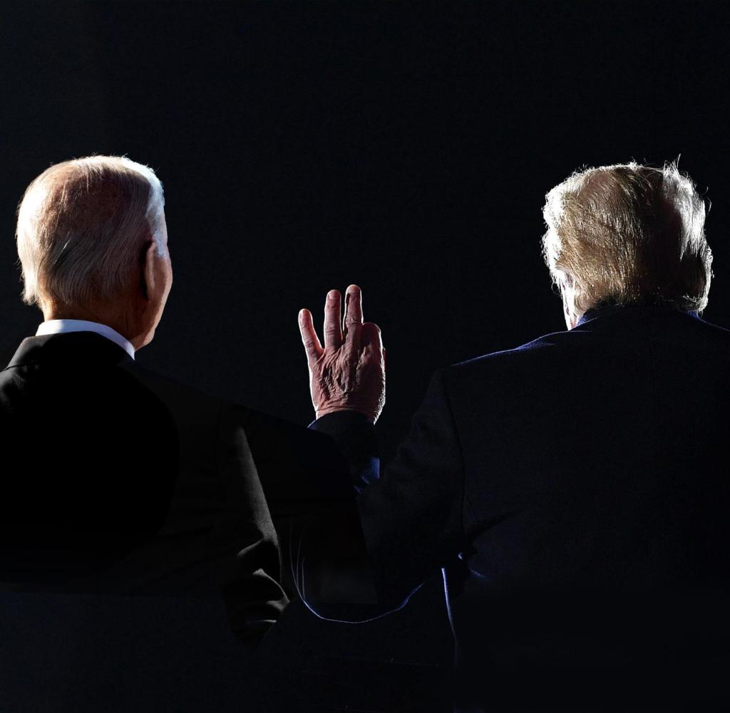 Zwei alte weiße Männer haben das Schicksal der Welt in der Hand. Diese Montage zeigt Joe Biden (l.) und Donald Trump (r.)