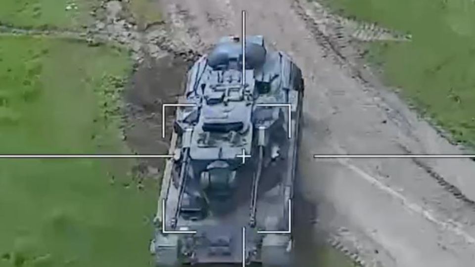 A cheetah tank in Ukraine.  Kyiv