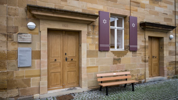 Anti-Semitism: On New Year's Eve 2022/23, an attack allegedly motivated by right-wing extremists was carried out on the synagogue in Ermreuth, Upper Franconia.