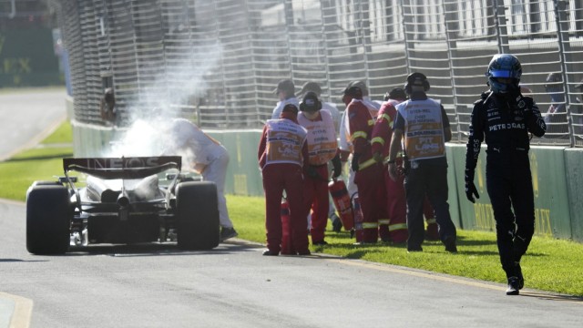 Formula 1 in Australia: engine broken, Grand Prix over: George Russell leaves the racetrack bent.