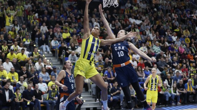 Women's basketball: Satou Sabally (left) won the Euroleague title with Fenerbahce last Sunday - although the Berliner usually plays in the WNBA in Dallas.