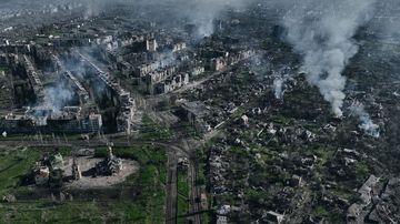 An aerial view of the destroyed Bakhmut: For months, the Ukrainians have been trying to defend the city against Russian troops.