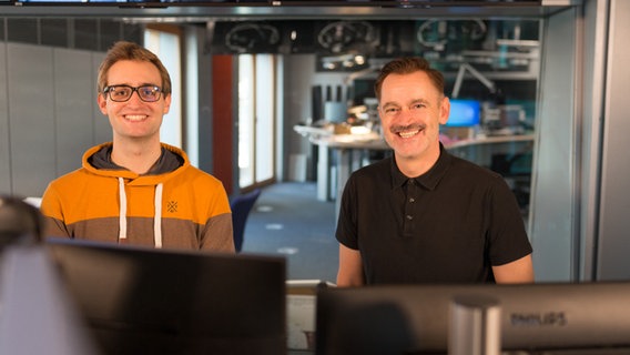 ESC Update moderators Marcel Stober and Thomas Mohr.  © NDR Photo: Niklas Kusche