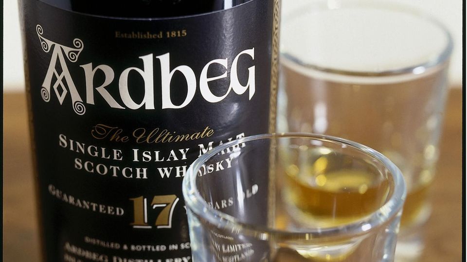 Ardbeg sells whiskey cask for record price