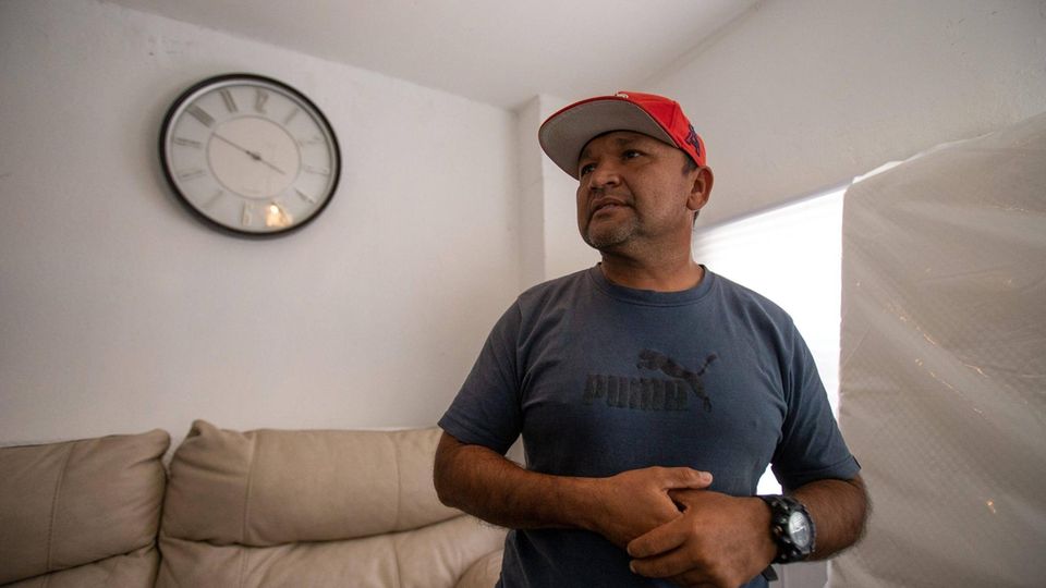 Seit Wochen wartet Franklin, eine Flüchtling aus Venezuela, im mexikanischen Ciudad Juárez auf einen Termin bei den US-Einwanderungsbehörden