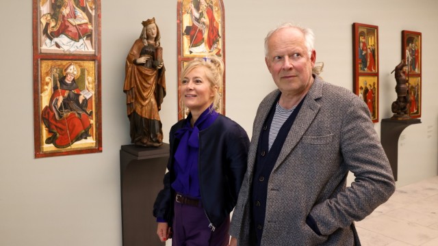 SZ-Kultursalon: The actor Axel Milberg with his wife Judith, who paints herself, in the museum's permanent exhibition.