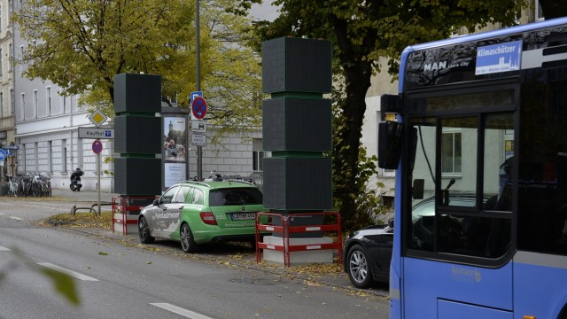 Driving bans: In order to improve air quality, powerful filters for exhaust gas cleaning have already been set up on Landshuter Allee.
