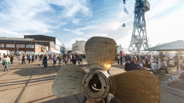 Music festivals in Hamburg: In 2022, visitors to the Elbjazz Festival will stroll around the grounds of the Blohm+Voss shipyard.