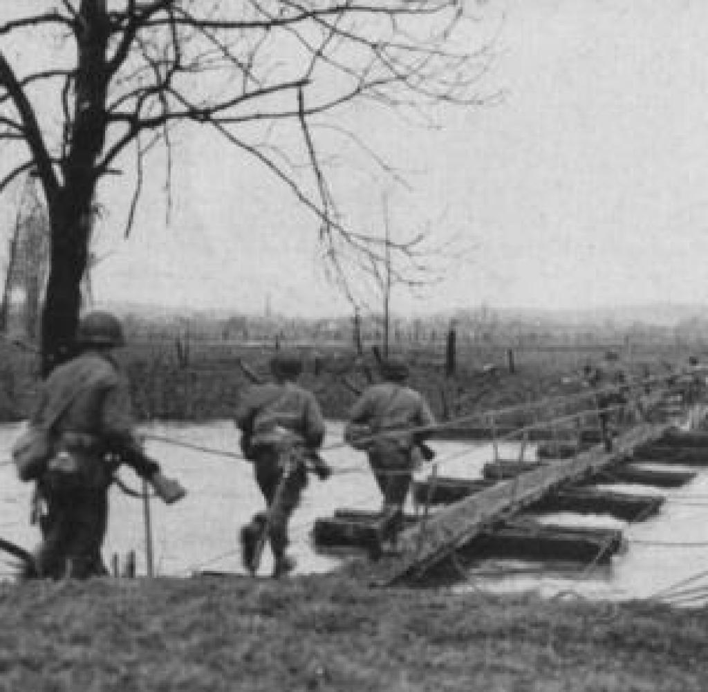 Crossing-the-Roer-23.2.1945