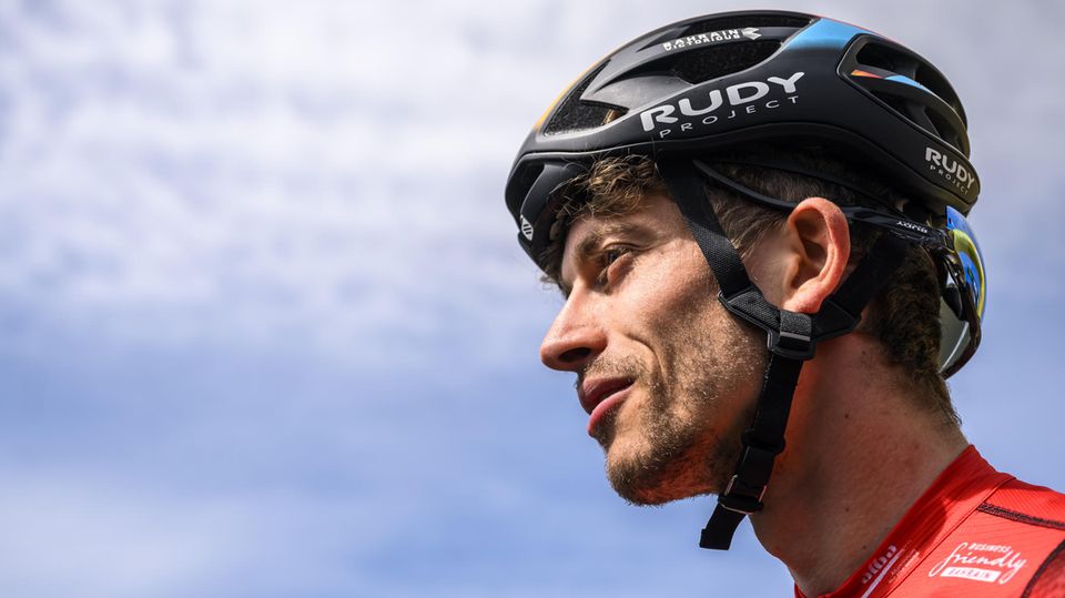 Gino Mäder succumbed to his injuries after a serious fall at the Tour de Suisse