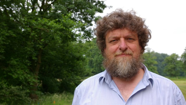 Heat wave in the oceans: Helmut Hillebrand is Director at the Helmholtz Institute for Functional Marine Biodiversity at the University of Oldenburg and Professor of Planktology.  He is particularly interested in the mechanisms that limit and change biodiversity in the oceans.