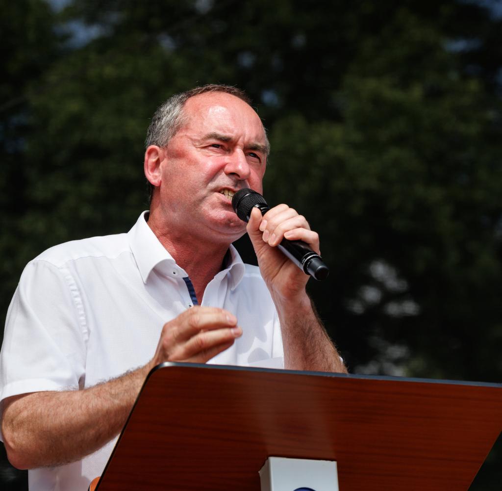 Hubert Aiwanger, Economics Minister and State Chairman of the Free Voters in Bavaria, speaks at a demonstration against the traffic light government's climate policy
