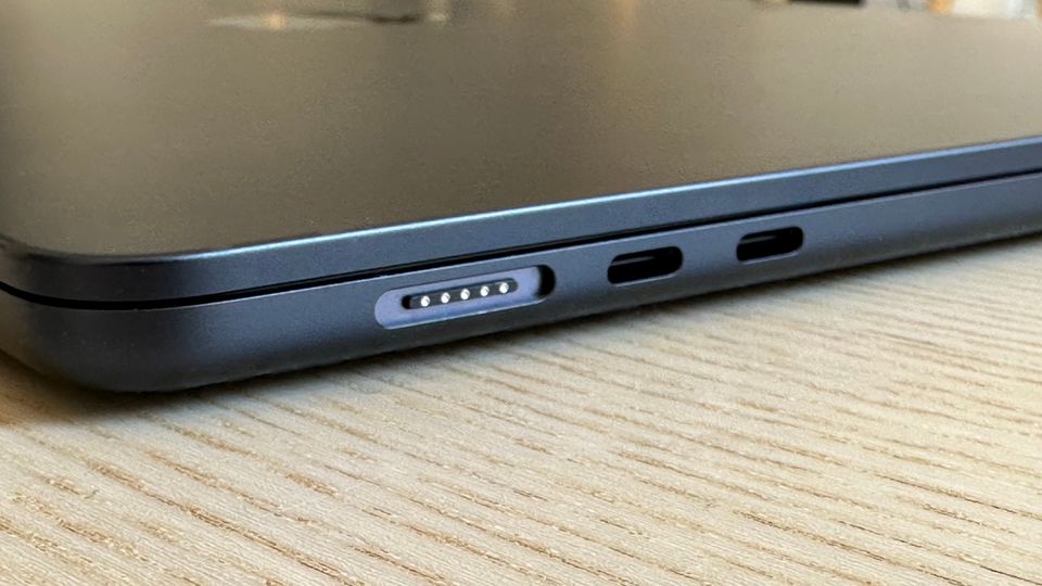 The Macbook Air 15 relies on Magsafe and two USB-Cs - that's it