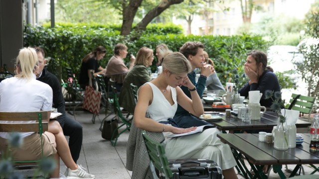Café Mio: The cozy terrace is not only suitable for breakfast, but also for a beer after work.