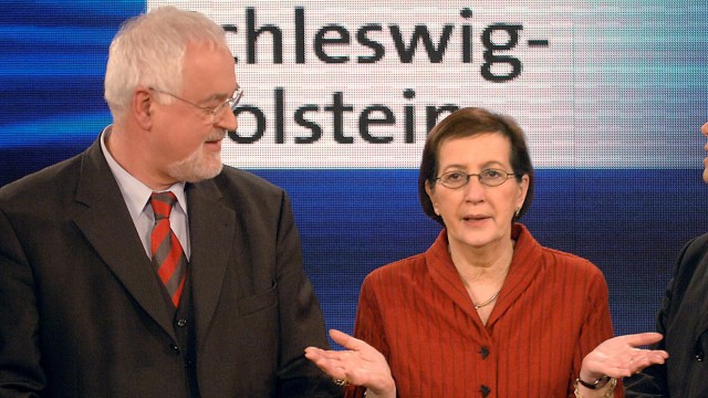 SPD: In 2005, the CDU, led by top candidate Peter Harry Carstensen, clearly won the first domestic political mood test of the year and inflicted heavy losses on the SPD-Green government that has been in office since 1996 under Prime Minister Heide Simonis.