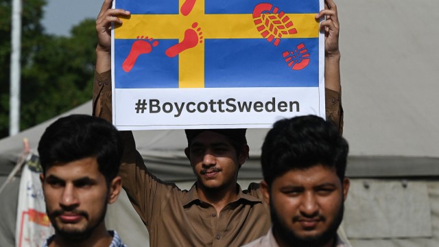 Sweden and Islam: The outrage against Sweden is accompanied by a call to boycott Swedish products: rally in Pakistan's capital, Islamabad.