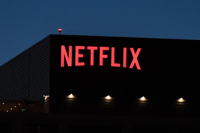Netflix logo at their Sunset Boulevard headquarters in Hollywood, Los Angeles, October 2021.