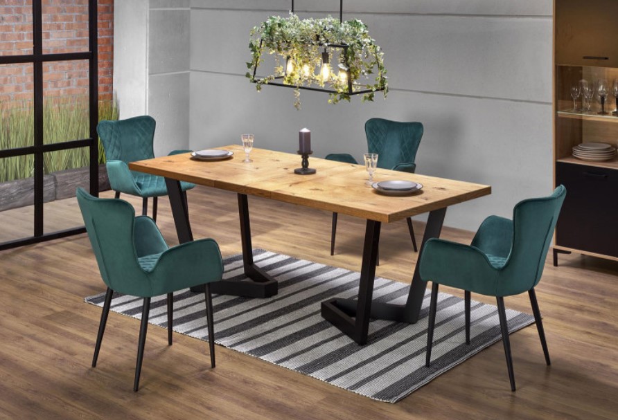 Bellona Chairs In Green Velvet With Armrests And Black Metal Legs 