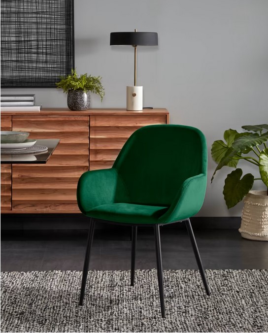 Konna Chair In Green Velvet With Armrests And Black Metal Legs