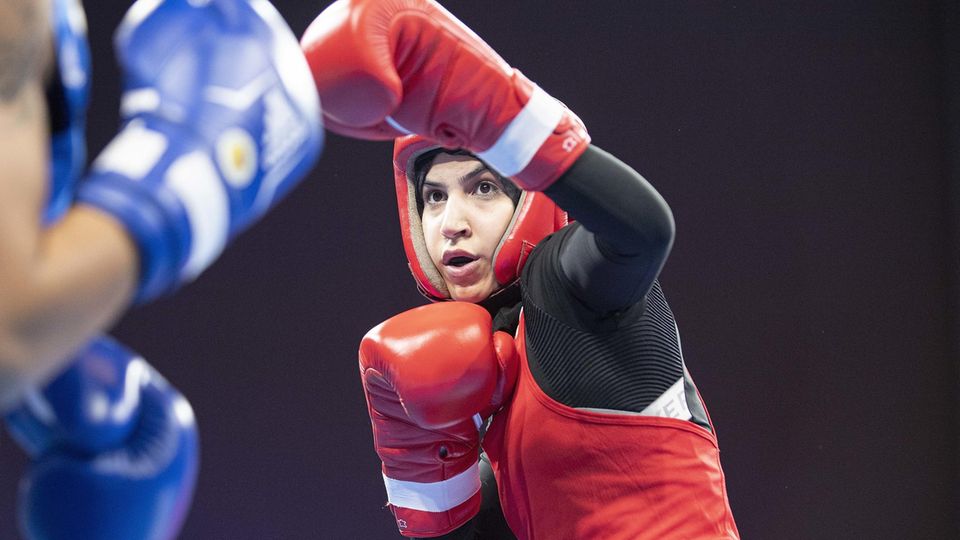 Boxing as a Muslim: The woman who fought to box with a headscarf - the story of Zeina Nassar