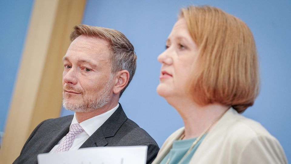 Finance Minister Christian Lindner (FDP) and Family Minister Lisa Paus (Greens)