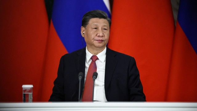 summit meeting: "strategic partnership": Before the summit begins, China's President Xi Jinping will make a state visit to South Africa.