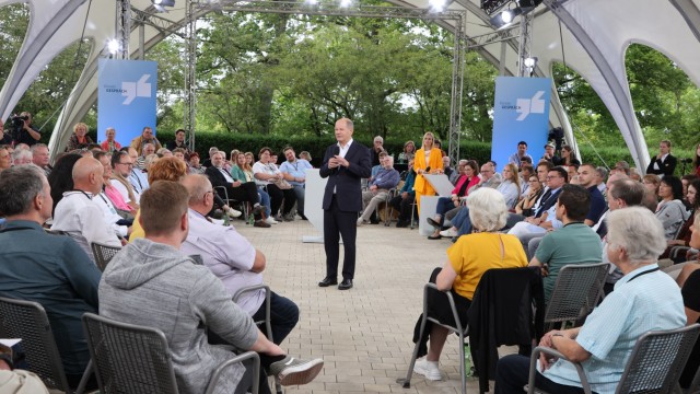 Olaf Scholz in Thuringia: Readers of the "Thuringian general" selected for the interview with Scholz.