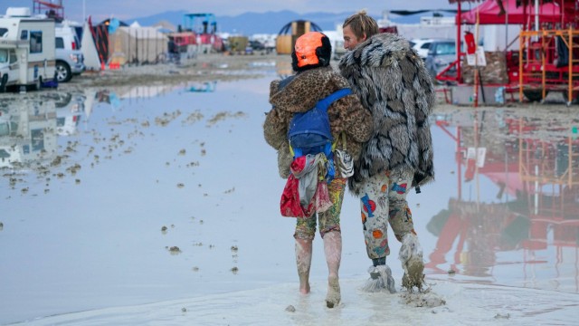 festival "Burning Man": undefined