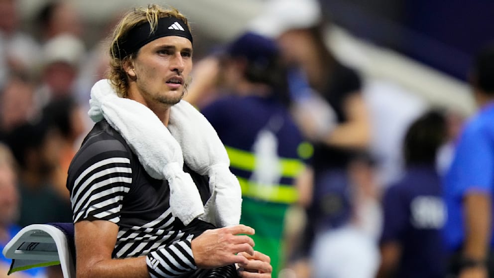 Alexander Zverev kept cooling himself with ice packs, the only way to counter the heat at least a little
