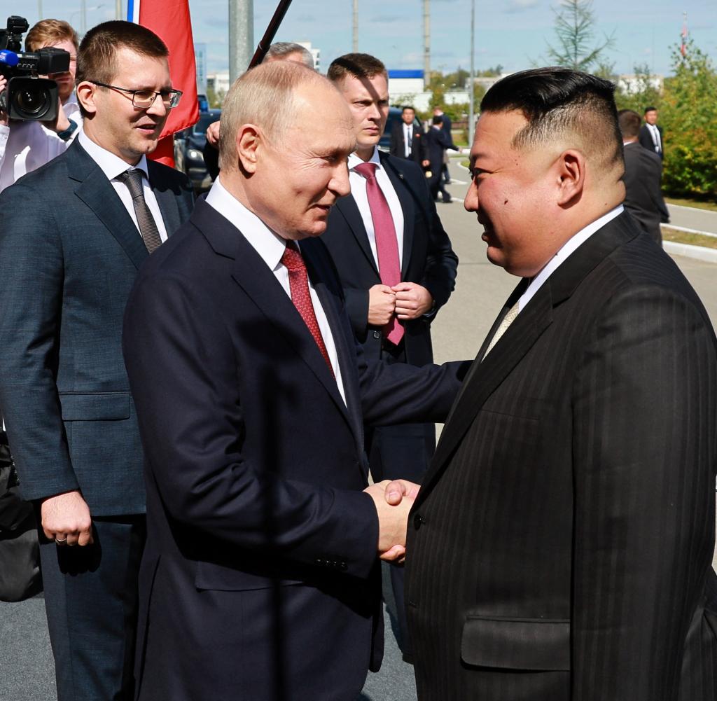 Wladimir Putin und Kim Jong-un bei ihrem Treffen am Mittwochmorgen