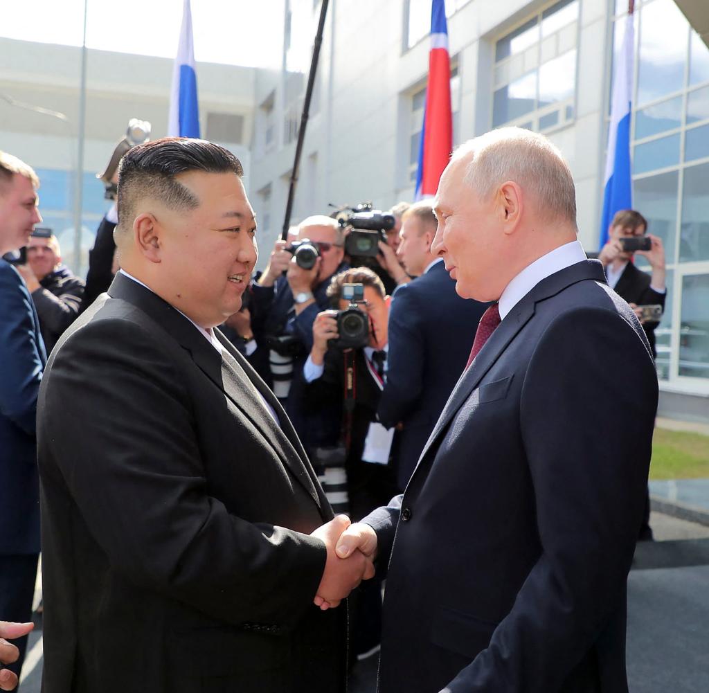 Kim und Putin auf einer Aufnahme der offiziellen nordkoreanischen Nachrichtenagentur KCNA