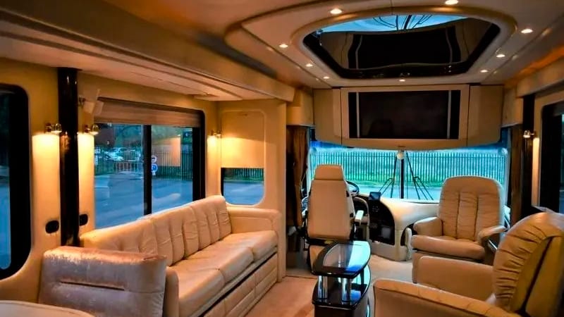 At a ridiculous price: Formula 1 legend sells luxury motorhome