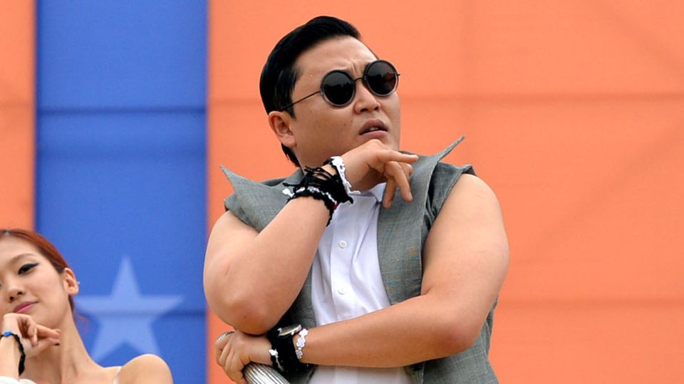 What happened to Korean singer Psy?