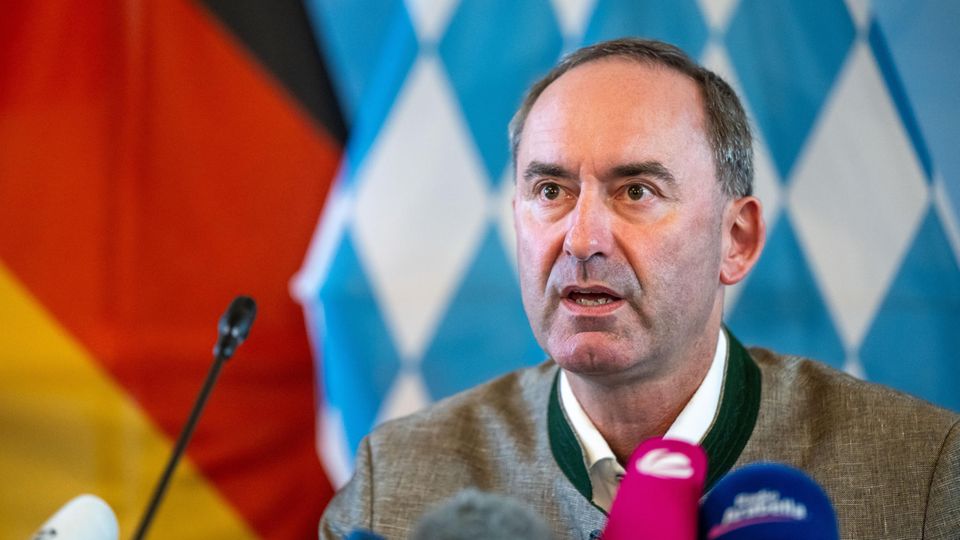 Bavaria's Deputy Prime Minister Hubert Aiwanger comments on the leaflet affair