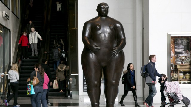 Obituary for Fernando Botero: Botero's sculptures are omnipresent, like this lady in New York's Time Warner Center.