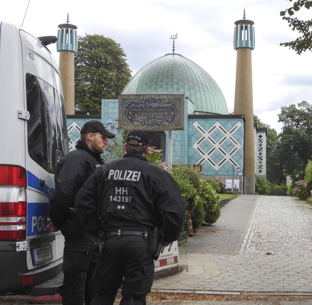 Die Blaue Moschee in Hamburg: Der Landesverfassungsschutz stuft ihren Trägerverein als wichtigsten Außenposten des Iran in Europa ein