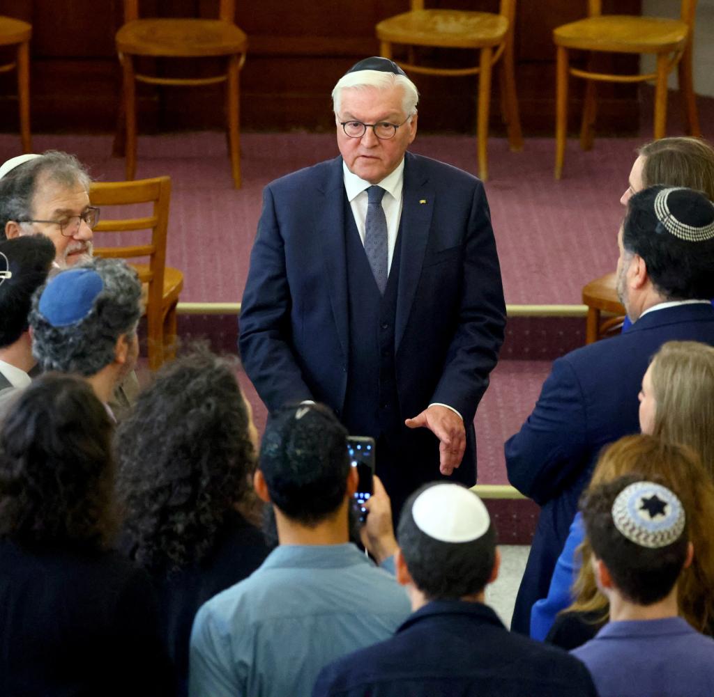 Bundespräsident Steinmeier trifft Mitglieder der Synagoge am Fraenkelufer in Berlin-Kreuzberg