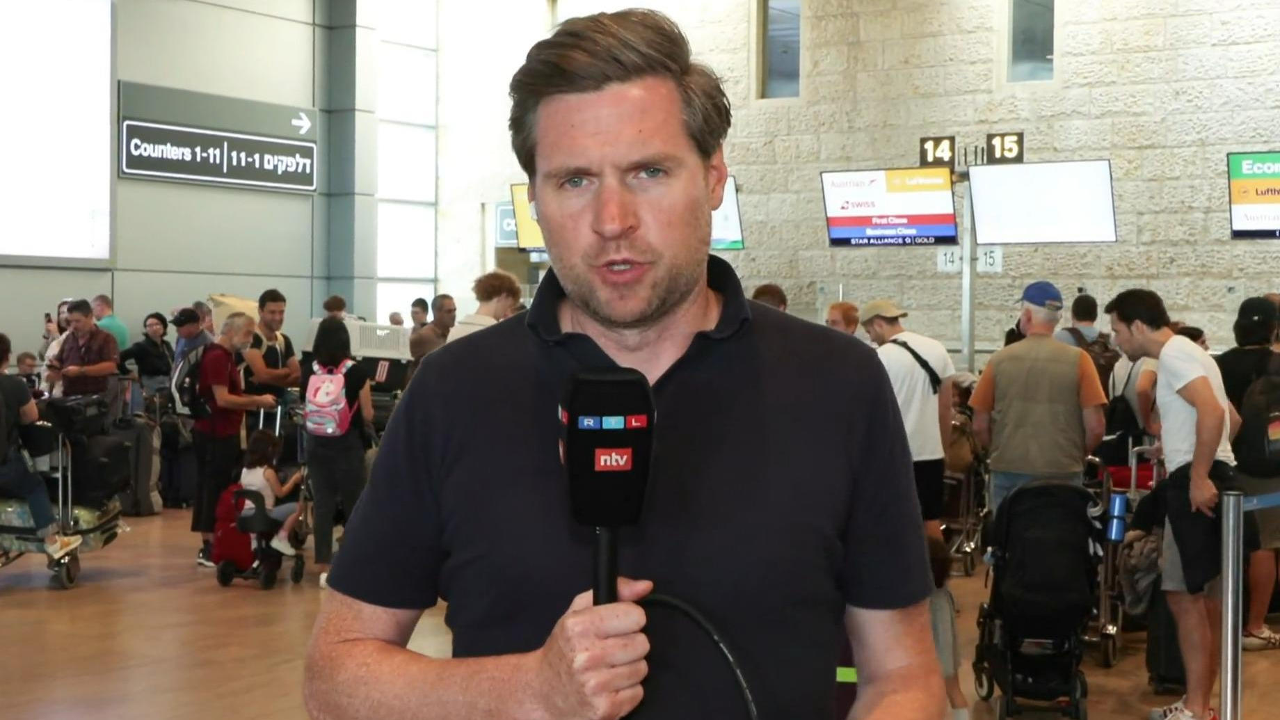 "No evacuation flights!  Flights that you pay for yourself" Gordian Fritz at Tel Aviv airport